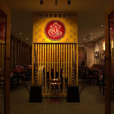 Holywater Hotel By Ganga Kinare #150 Mts From Ganga Ghat Rishīkesh Eksteriør billede